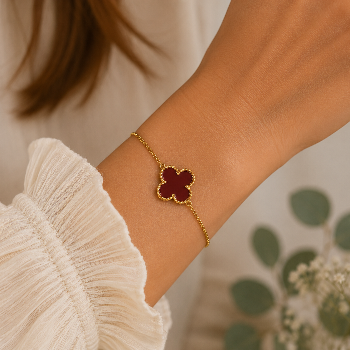 The Burgundy Amélie Clover Bracelet | Gold Plated