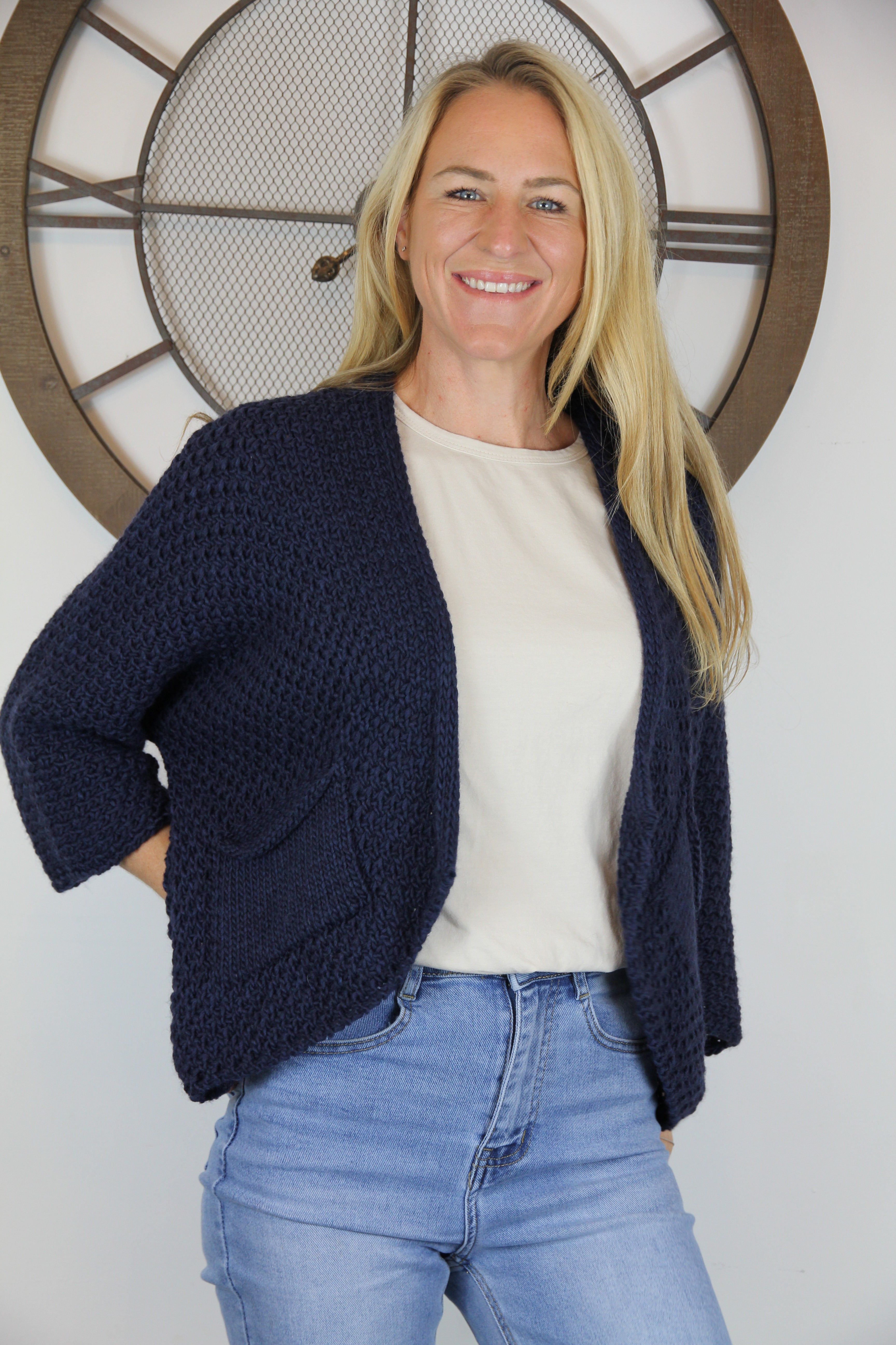 Knitted shrug cardigan