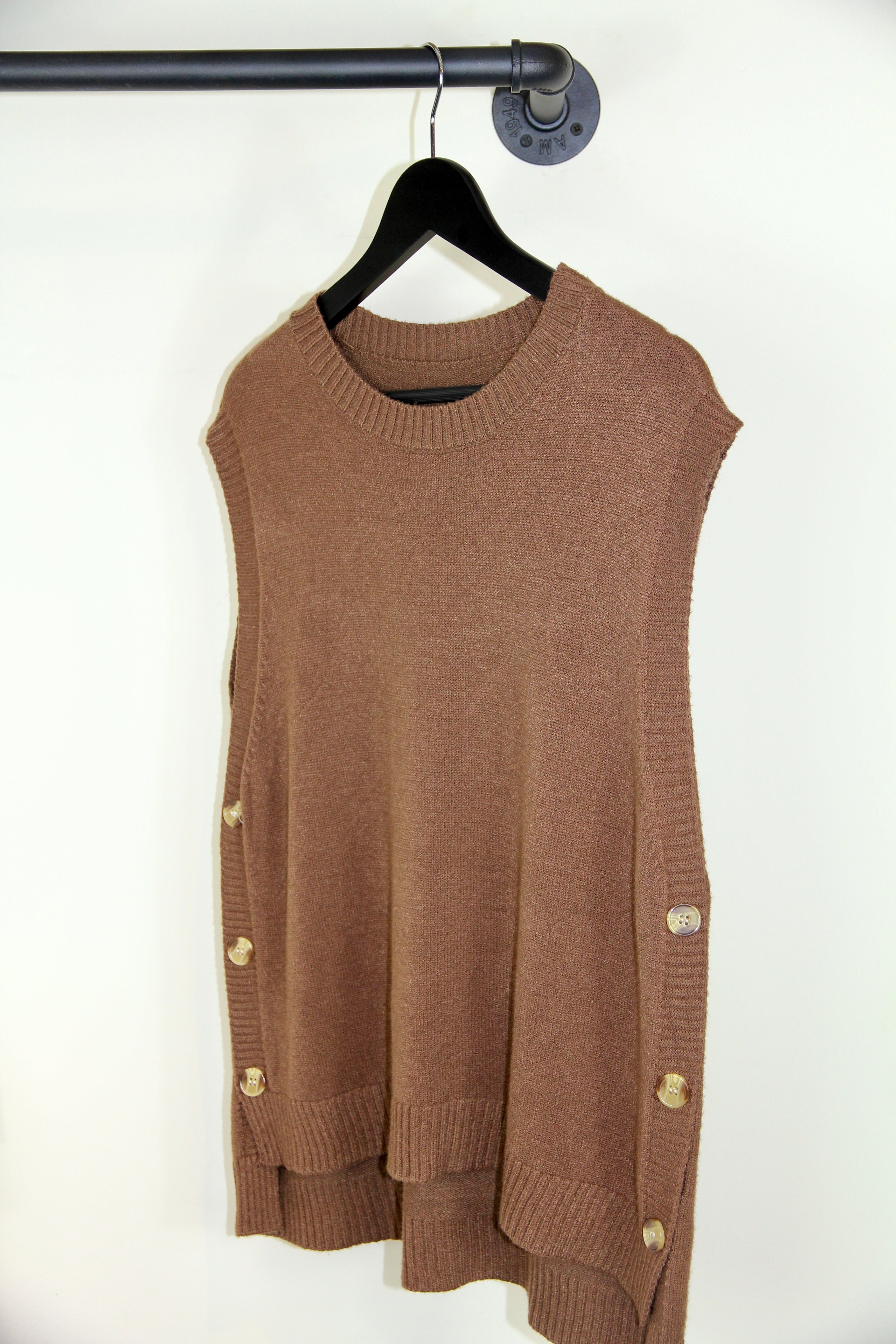 Sleeveless Knit Button Vest