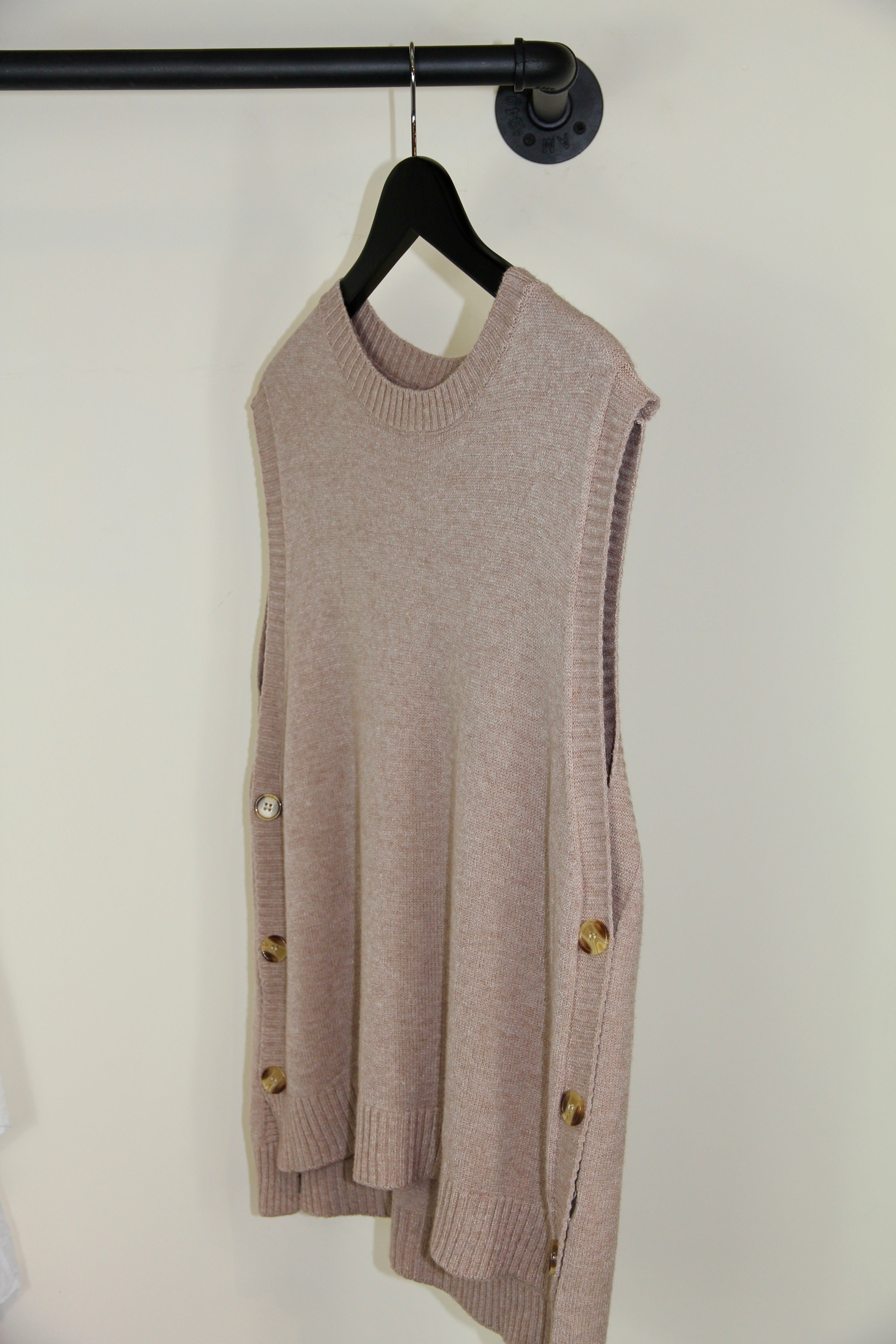Sleeveless Knit Button Vest