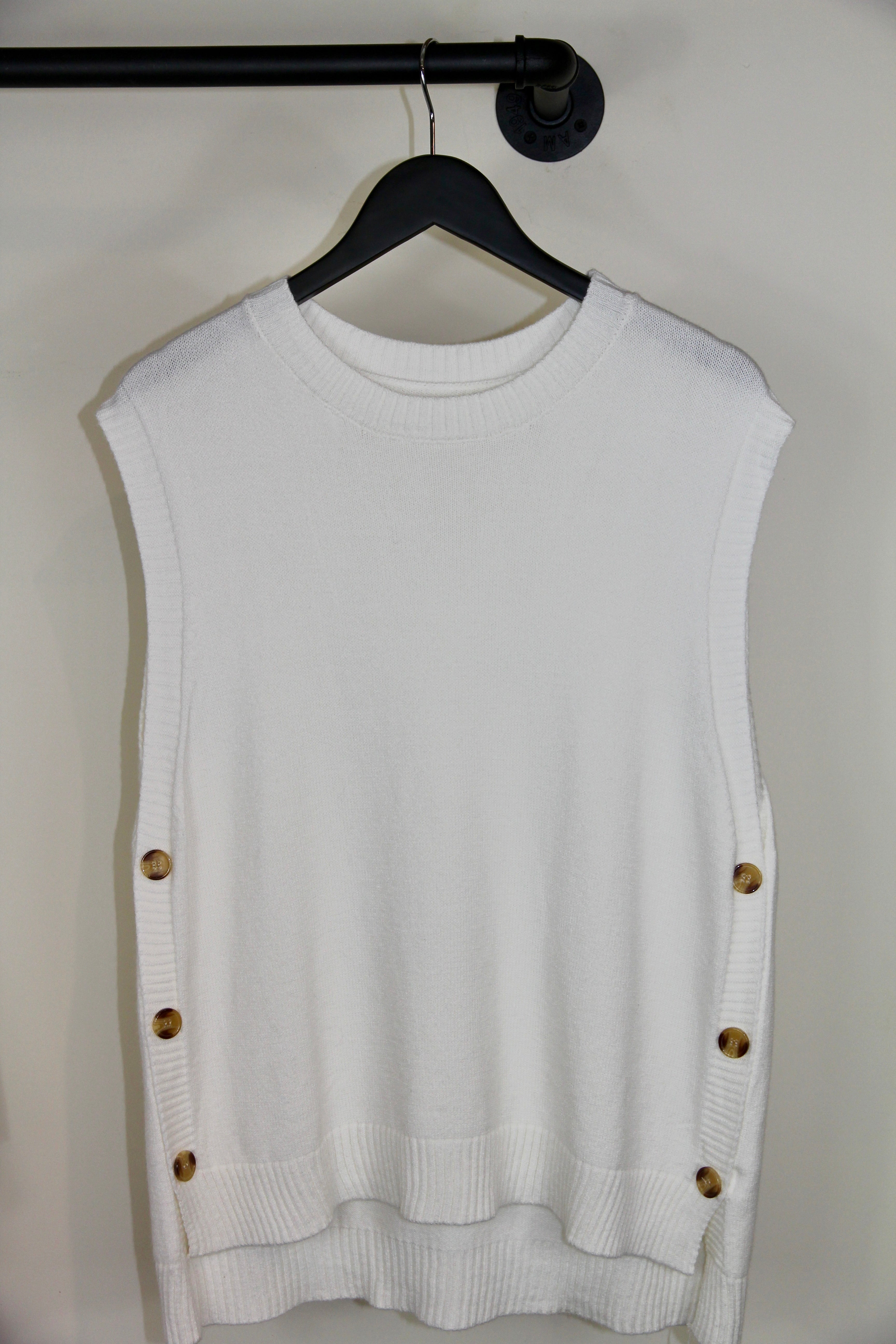 Sleeveless Knit Button Vest
