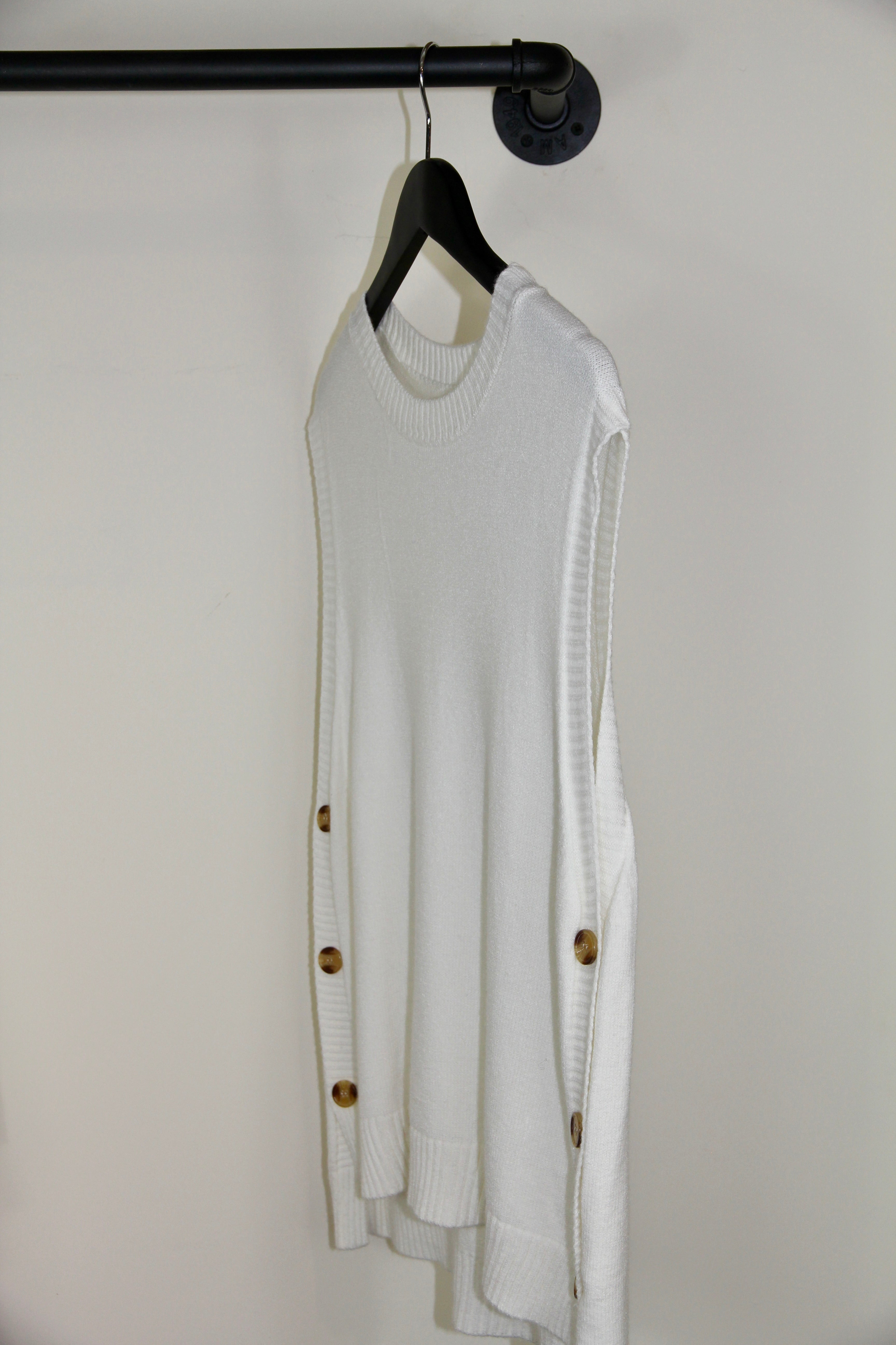 Sleeveless Knit Button Vest