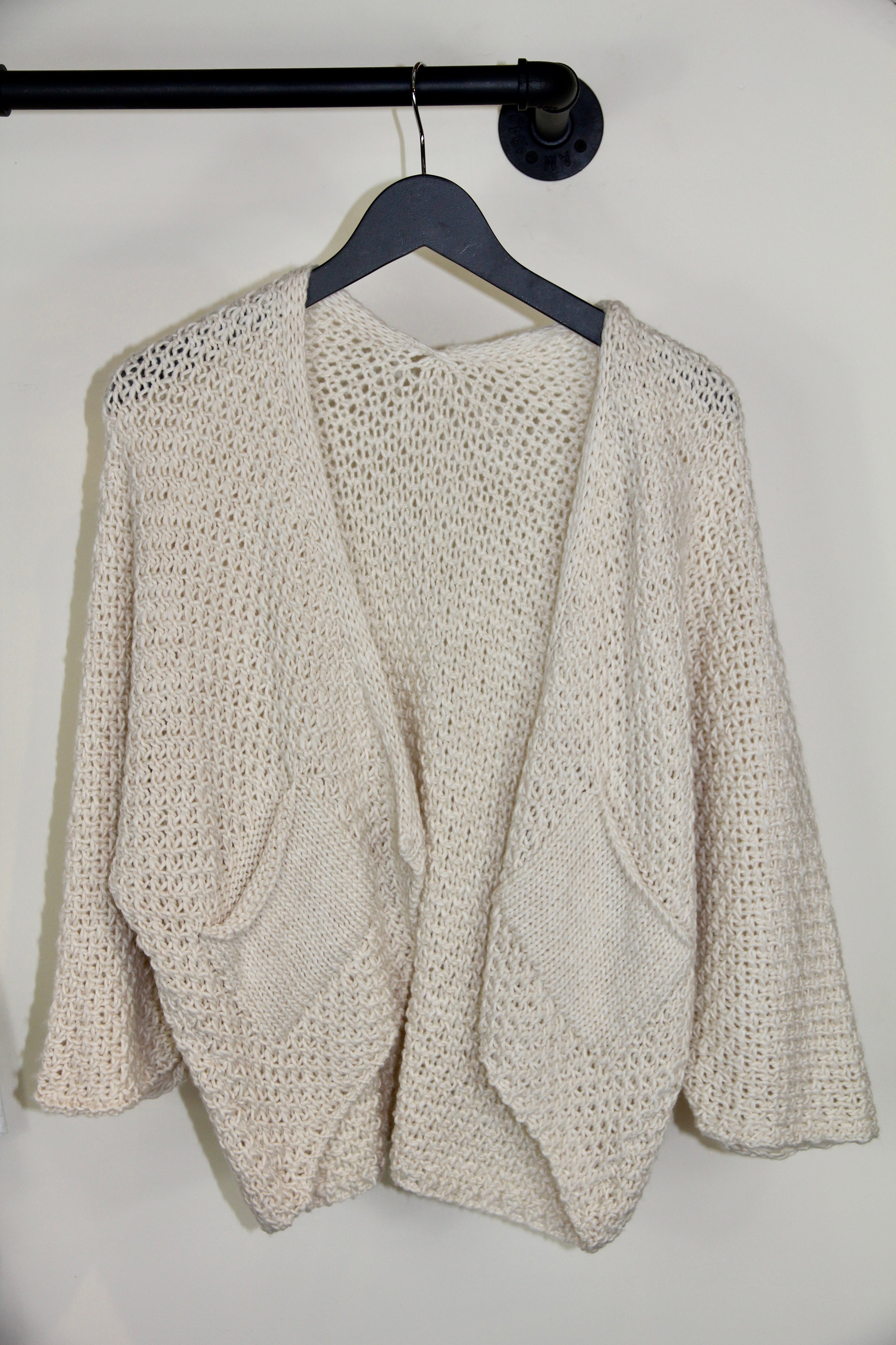 Knitted shrug cardigan