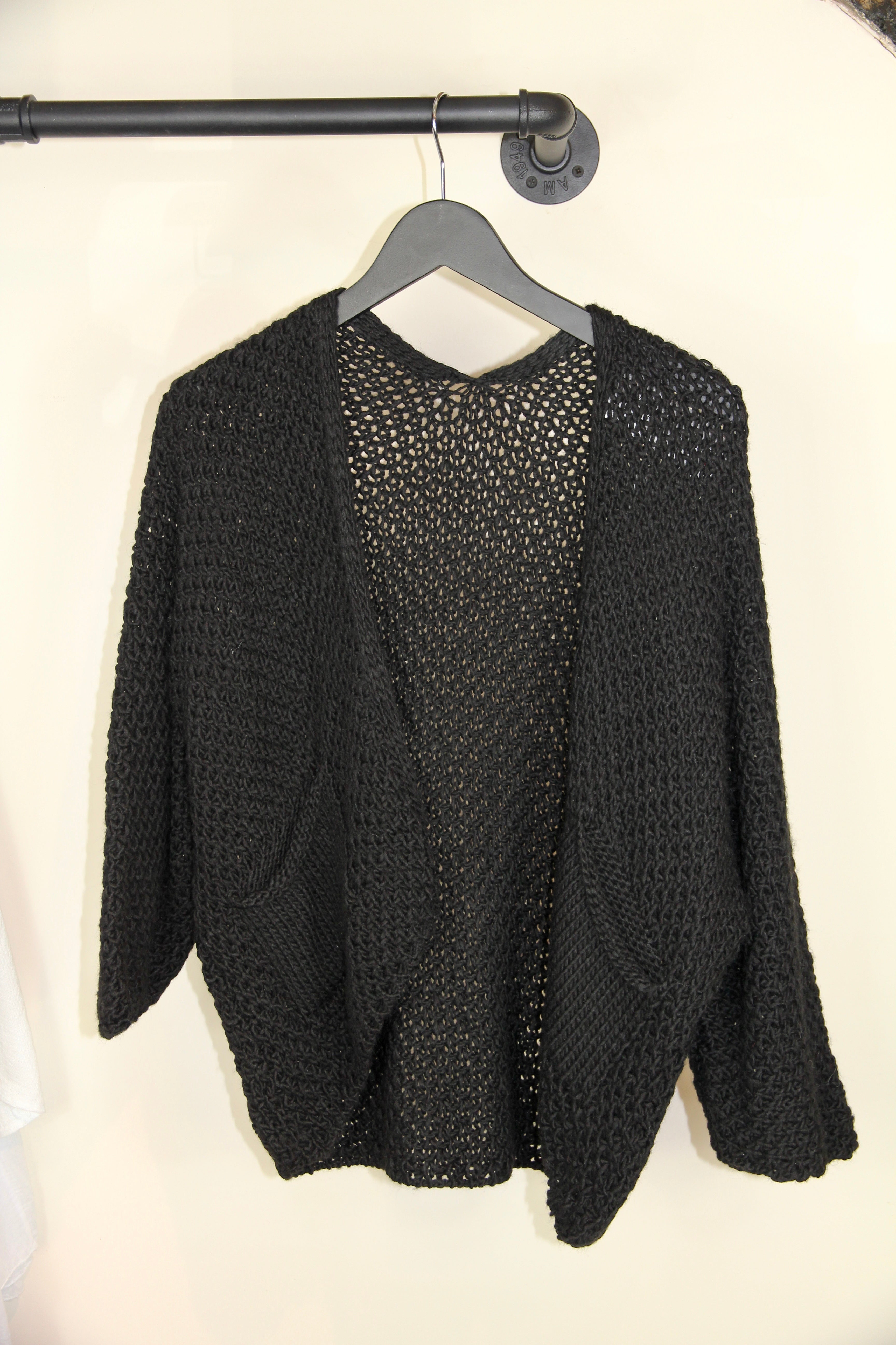 Knitted shrug cardigan