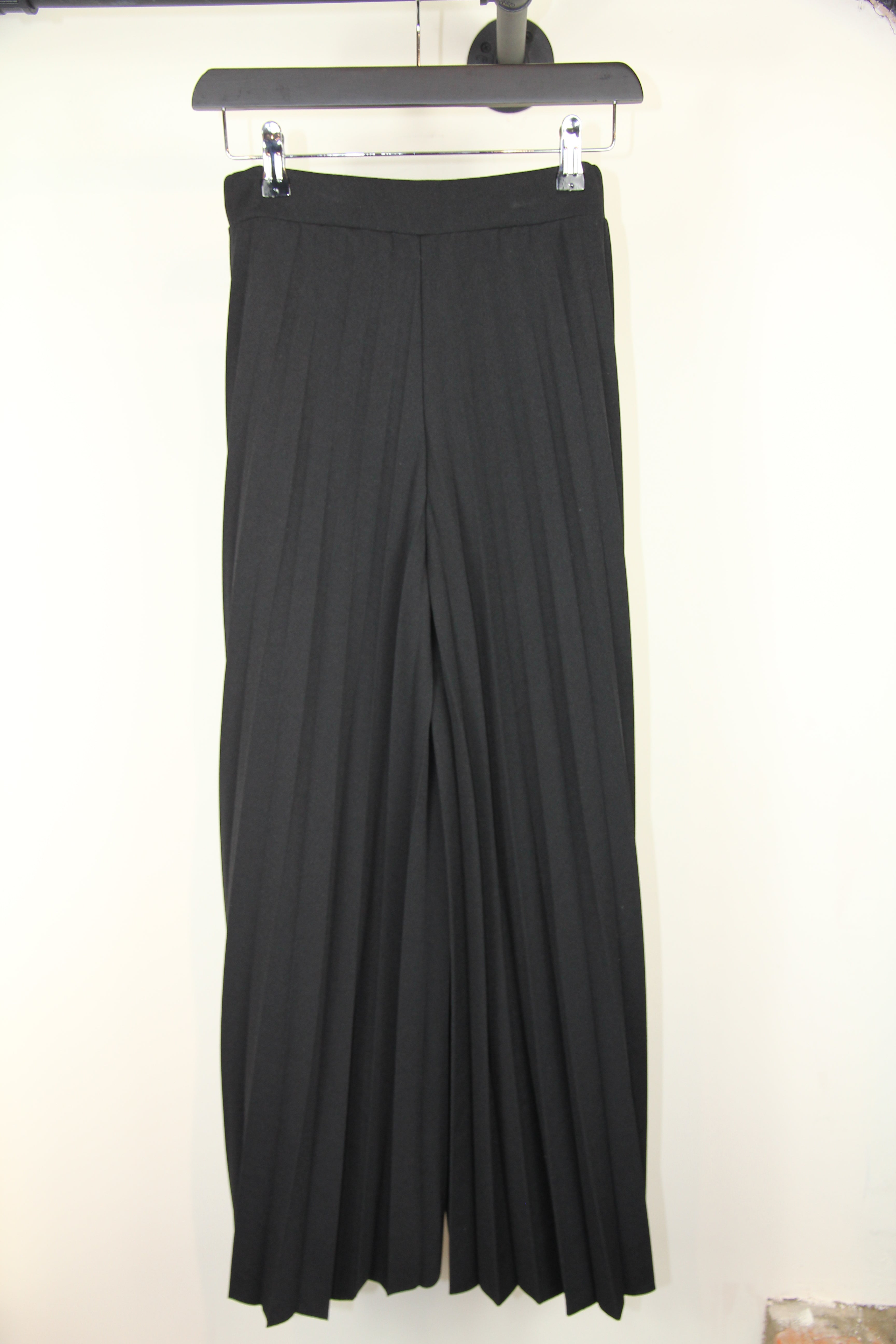 Pleated Wide Leg Trousers