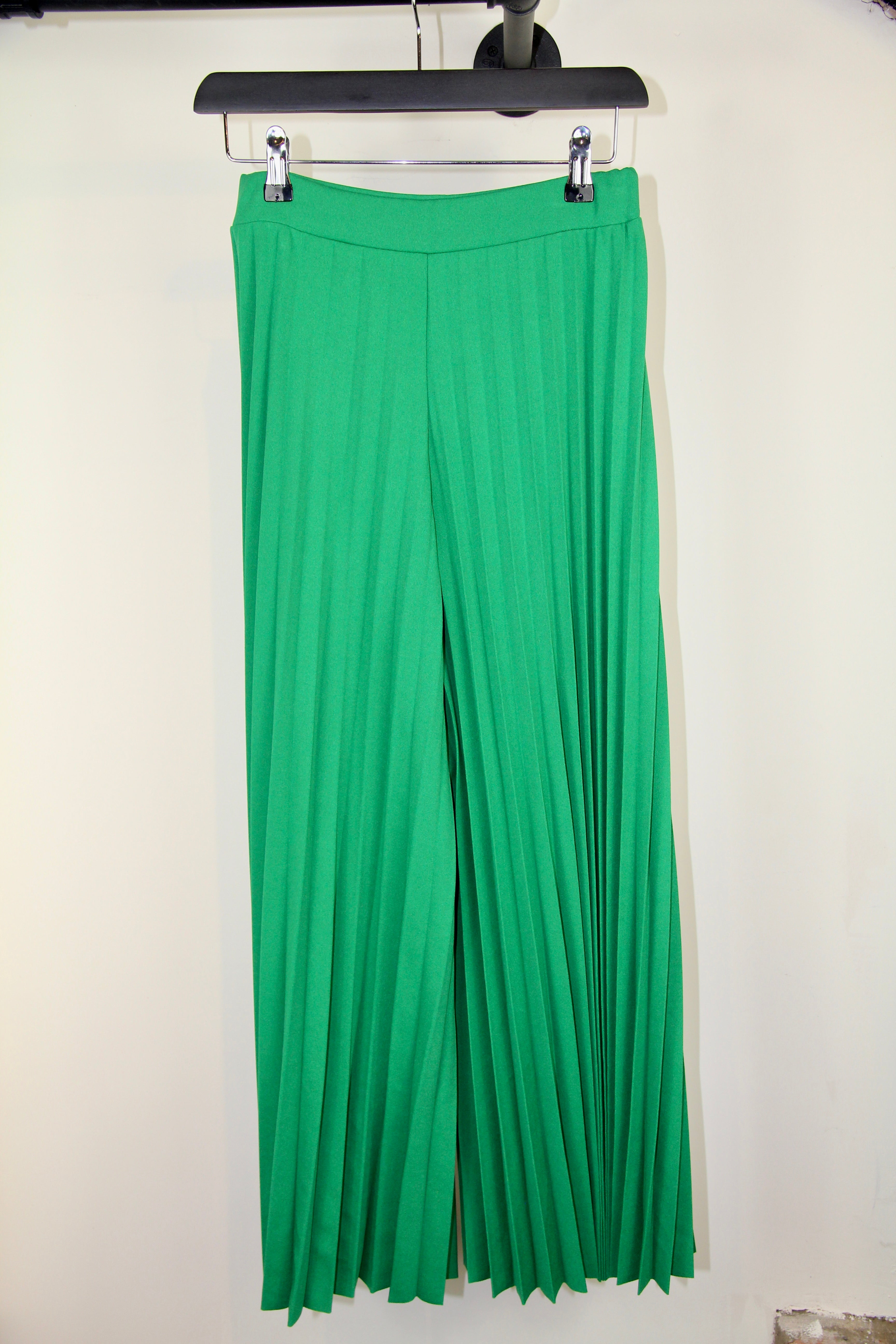 Pleated Wide Leg Trousers